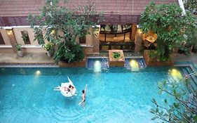 Aiyaree Place Hotel Sha Plus